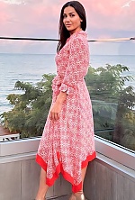 Ukrainian mail order bride Anastasia from Odesa with black hair and brown eye color - image 4