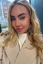 Ukrainian mail order bride Alyona from Kyiv with blonde hair and green eye color - image 9