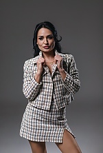 Ukrainian mail order bride Anastasiya from Kamyanske with black hair and grey eye color - image 10
