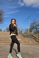 Ukrainian mail order bride Iryna from Kropivnitskiy with light brown hair and green eye color - image 6