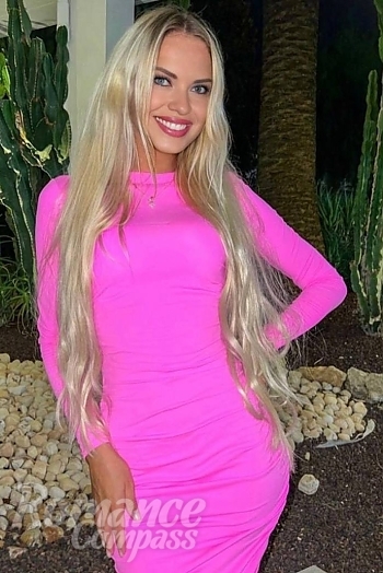 Ukrainian mail order bride Dimitria from Toronto with blonde hair and blue eye color - image 1