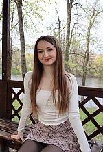 Ukrainian mail order bride Nadiya from Kryvyi Rih with light brown hair and blue eye color - image 2