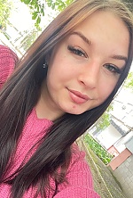 Ukrainian mail order bride Oleksandra from Mykolayiv with light brown hair and green eye color - image 9