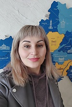 Ukrainian mail order bride Lyudmila from Mykolayiv with blonde hair and green eye color - image 8