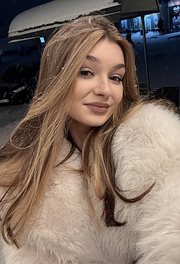 Yuliia, 24 y.o. from Kyiv, Ukraine