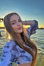 Ukrainian mail order bride Hanna from Kharkiv with light brown hair and brown eye color - image 6