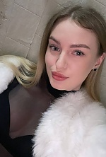 Ukrainian mail order bride Kristina from Shostka with blonde hair and green eye color - image 4
