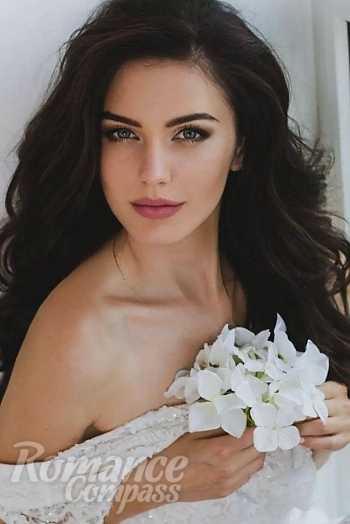 Ukrainian mail order bride Valentina from Kyiv with brunette hair and grey eye color - image 1