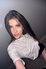 Ukrainian mail order bride Darina from Kharkiv with blonde hair and green eye color - image 3