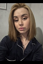 Ukrainian mail order bride Anna from Kryvyi Rih with blonde hair and hazel eye color - image 17