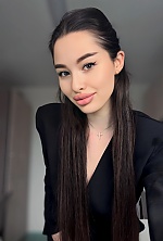 Ukrainian mail order bride Daria from Kyiv with light brown hair and brown eye color - image 10