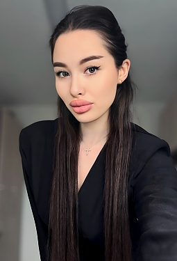 Daria, 20 y.o. from Kyiv, Ukraine