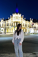 Ukrainian mail order bride Viktoriia from Gdansk with light brown hair and brown eye color - image 13
