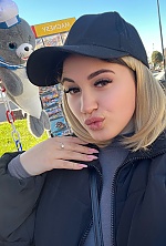 Ukrainian mail order bride Viktoriia from Gdansk with light brown hair and brown eye color - image 2