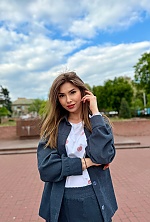 Ukrainian mail order bride Anna from Zaporizhzhya with light brown hair and brown eye color - image 3