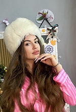 Ukrainian mail order bride Anna from Ternopil with light brown hair and hazel eye color - image 4