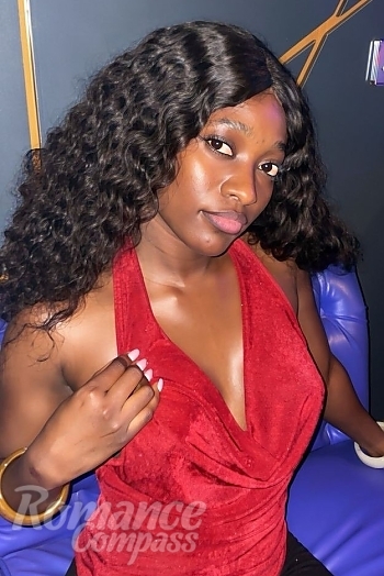 Ukrainian mail order bride Sadiye from Abuja with black hair and brown eye color - image 1