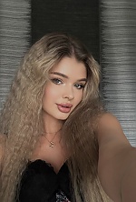 Ukrainian mail order bride Alissa from Limassol with blonde hair and green eye color - image 7