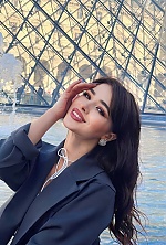 Ukrainian mail order bride Bohdana from Sumy with black hair and brown eye color - image 2