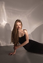 Ukrainian mail order bride Diana from Los Angeles with blonde hair and blue eye color - image 3
