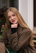 Ukrainian mail order bride Diana from Los Angeles with blonde hair and blue eye color - image 8