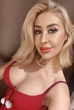 Ukrainian mail order bride Yaroslava from Kyiv with blonde hair and green eye color - image 13