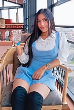 Ukrainian mail order bride Juliana from Bogot&aacute; with black hair and brown eye color - image 3