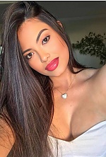 Ukrainian mail order bride Juliana from Bogot&aacute; with black hair and brown eye color - image 18