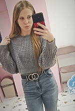 Ukrainian mail order bride Maryna from Chernihiv with light brown hair and green eye color - image 7