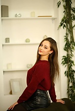 Ukrainian mail order bride Kristina from Kyiv with brunette hair and green eye color - image 3