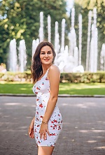 Ukrainian mail order bride Veronika from Lviv with brunette hair and green eye color - image 6