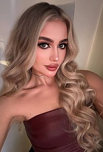 Ukrainian mail order bride Iryna from Kyiv with blonde hair and green eye color - image 6