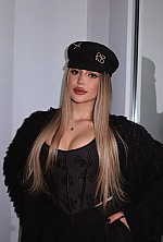 Ukrainian mail order bride Iryna from Kyiv with blonde hair and green eye color - image 5