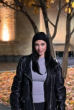 Ukrainian mail order bride Anzhela from Vienna with brunette hair and brown eye color - image 3