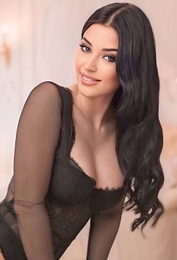 Anzhela, 37 y.o. from Vienna, Austria