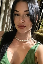 Ukrainian mail order bride Anzhela from Vienna with brunette hair and brown eye color - image 4
