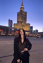 Ukrainian mail order bride Valeriia from Madrid with light brown hair and grey eye color - image 9