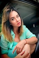 Ukrainian mail order bride Anna from Los Angeles with light brown hair and grey eye color - image 9
