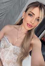 Ukrainian mail order bride Inna from Los Angeles with blonde hair and blue eye color - image 4