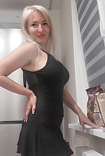 Ukrainian mail order bride Svitlana from Lviv with blonde hair and green eye color - image 2