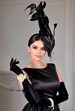 Ukrainian mail order bride Olesya from Chisinau with black hair and hazel eye color - image 4
