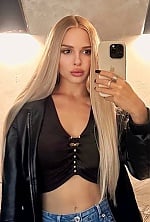 Ukrainian mail order bride Anastasia from Dnipro with blonde hair and hazel eye color - image 5