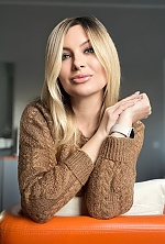 Ukrainian mail order bride Natalia from Kyiv with blonde hair and green eye color - image 7