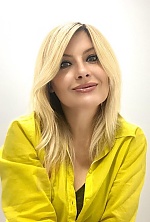 Ukrainian mail order bride Natalia from Kyiv with blonde hair and green eye color - image 8