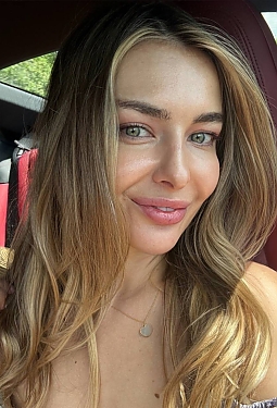 Victoria, 33 y.o. from Kyiv, Ukraine