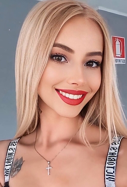 Maryna, 22 y.o. from Kyiv, Ukraine