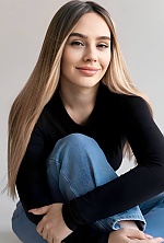 Ukrainian mail order bride Yulita from Brno with blonde hair and brown eye color - image 3