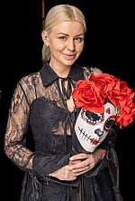 Ukrainian mail order bride Daryna from Kyiv with blonde hair and green eye color - image 8