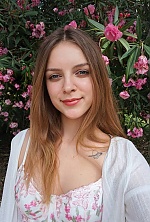 Ukrainian mail order bride Darya from Kryvyi Rih with blonde hair and blue eye color - image 2