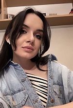 Ukrainian mail order bride Valentina from Odesa with brunette hair and blue eye color - image 7